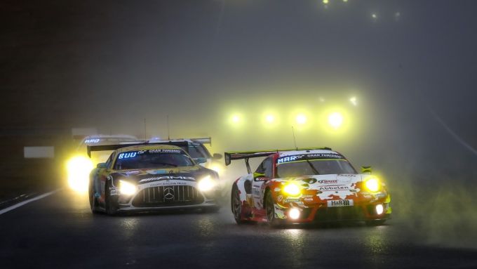 24H Nurburgring 2020 The_World_Of_GT3_Porsche_voor_Mercedes
