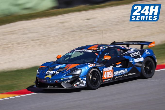 24H_Series_Nr409_Luc_Liesette_Maximiliaan_Braams_Las_Moras_by_Equipe_Verschuur-McLaren_570S_GT4