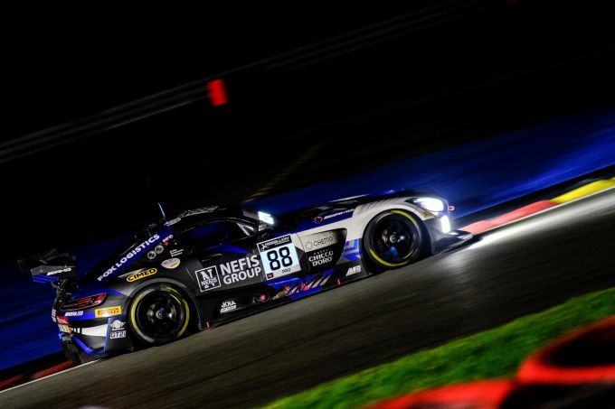 24H Spa Mercedes Nr88 raceleider