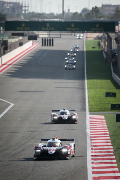 7_WEC_2019-2020_Bahrein_Toyota_Nr7_Nr8