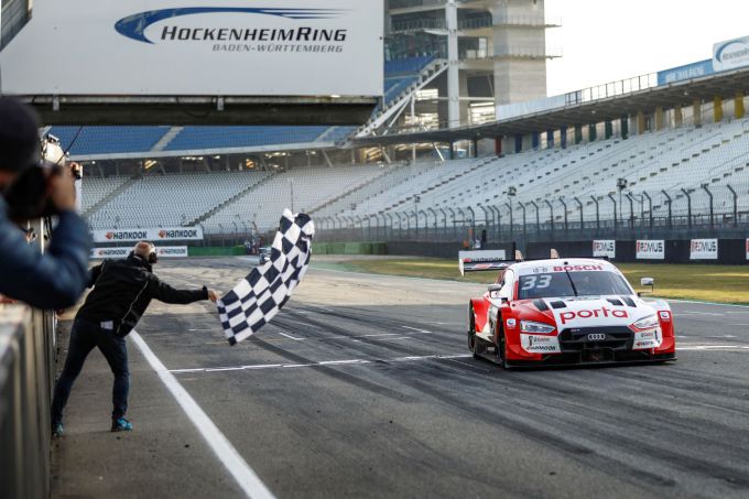 Rene_Rast_over_start-finish Hockenheim finale 2020