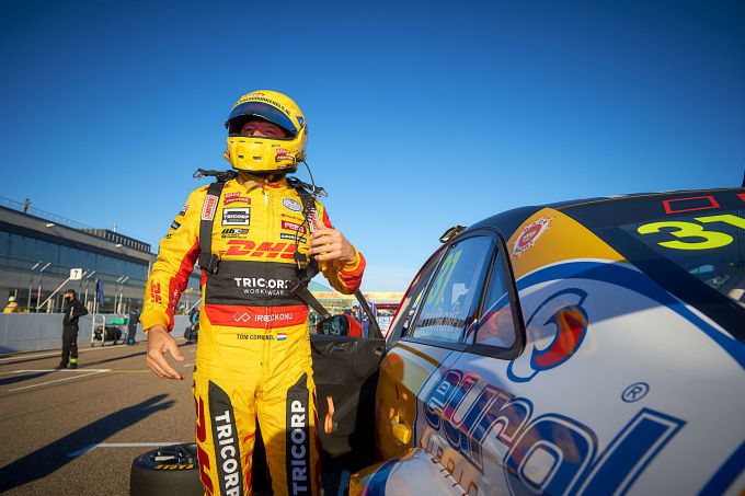 Techniek laat Tom Coronel deels in de steek in FIA WTCR op Motorland Aragón