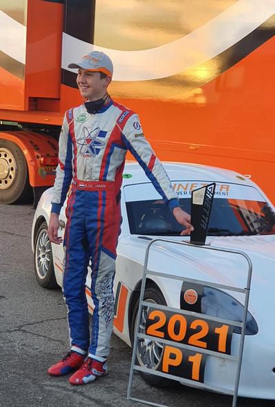 Robert de Haan (14) eerste niet-Brit die Ginetta Scholarship wint