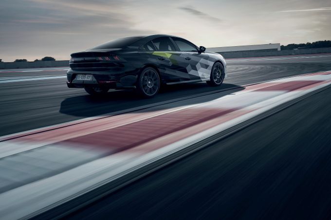 Peugeot 508 Sport Engineered HYbrid4