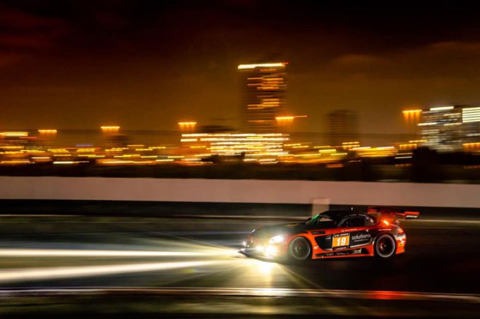24H Dubai 2021 MP Motorsport Mercedes Nr19-3