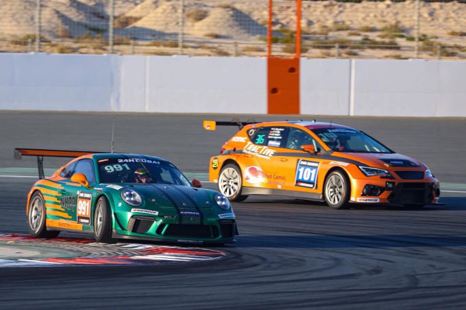 24H Dubai Bas Koeten Racing
