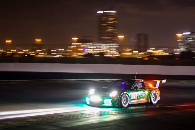 24H Dubai Bas Koeten Racing