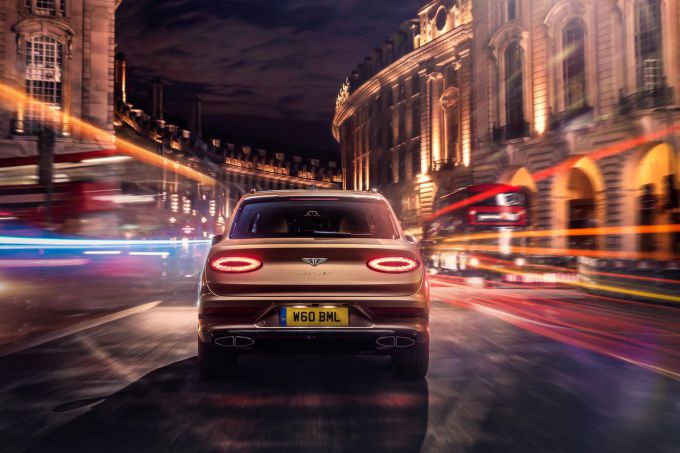 Sereniteit in de stad en daarbuiten: de nieuwe Bentley Bentayga Hybrid