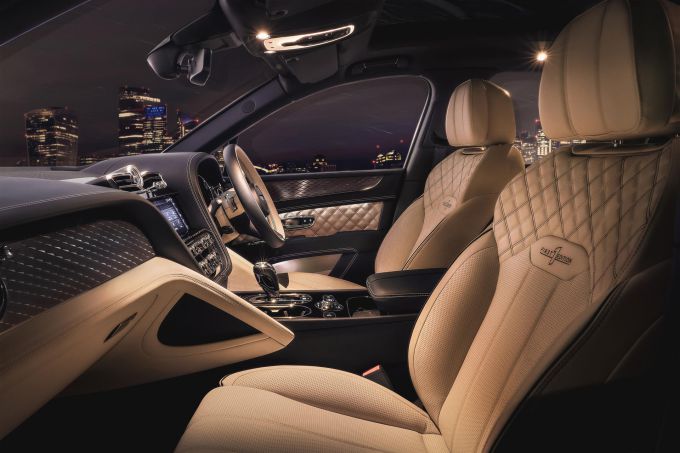 Sereniteit in de stad en daarbuiten: de nieuwe Bentley Bentayga Hybrid