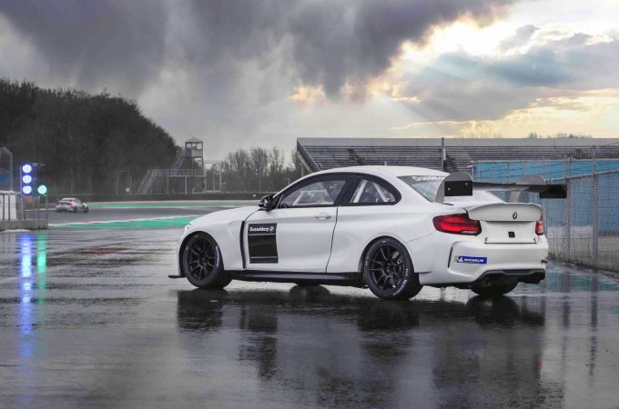 BMW Racing Cup 2021 BMW M240i