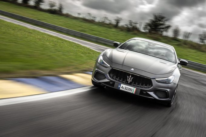 Maserati Ghibli wint Duitse BEST CARS 2021-award