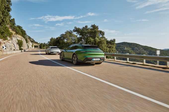 5 1 Porsche Taycan Cross Turismo