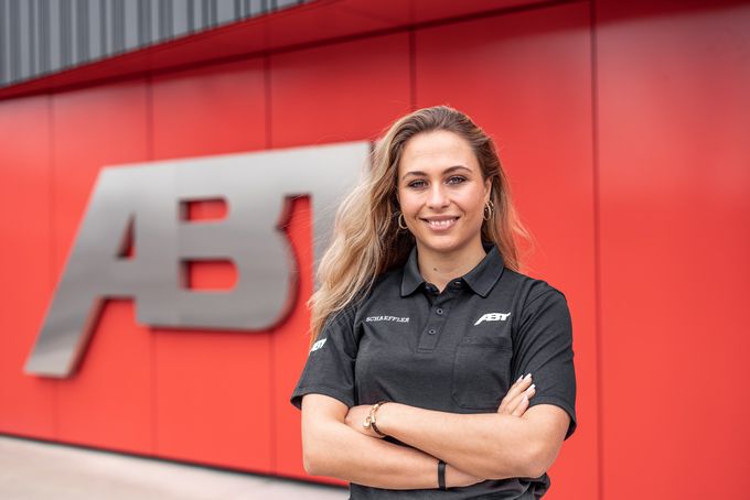 Sophia Flörsch rijdt DTM voor ABT Sportsline