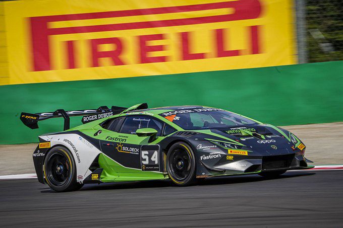Milan Teekens en Maxime Oosten in Lamborghini Super Trofeo