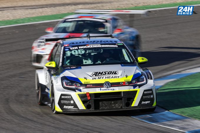 GSR Motorsport-Volkswagen Golf GTi TCR SEQ Nr105 Ernesta Globytė Rokas Kvedaras Rolandas Salys Rimvydas Savickas