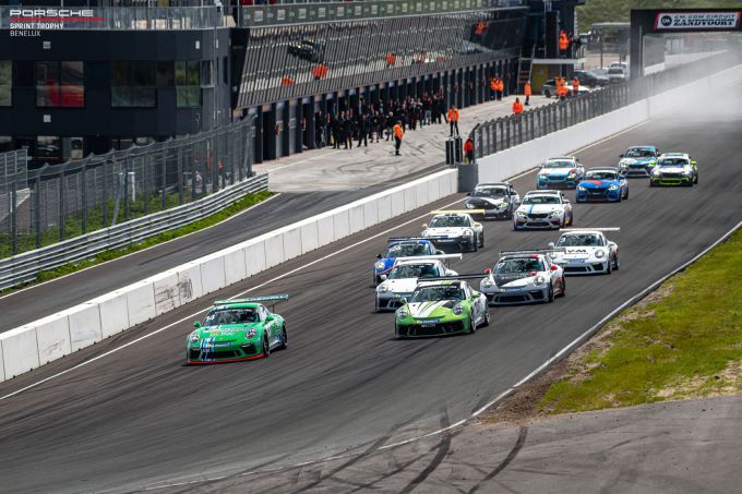 Porsche Sprint Trophy Benelux Pinksterraces Tarzanbocht