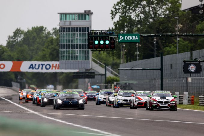 DTM Trophy Monza Race 2 zondag klaar voor de start