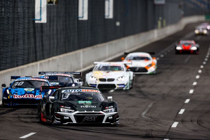 Kelvin_van_der_Linde_RSA_Audi_ABT_Sportsline