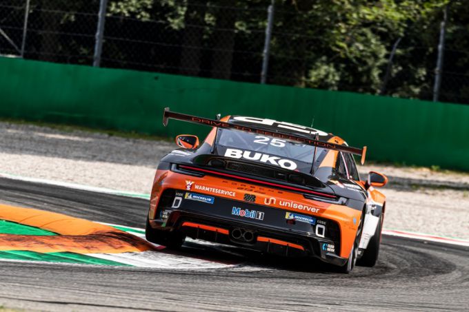 Larry_Monza