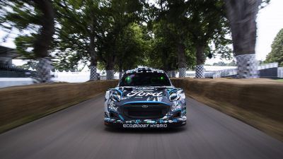 Ford en M-Sport tonen nieuw Puma Rally1 WRC-prototype; Hybride prestaties onthuld op Goodwood