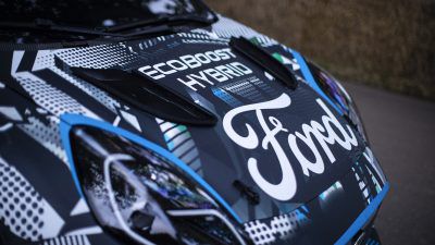 Ford en M-Sport tonen nieuw Puma Rally1 WRC-prototype; Hybride prestaties onthuld op Goodwood
