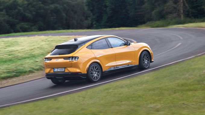 Ford-geur zorgt er voor dat benzinefans niets missen met de Mustang Mach-E GT