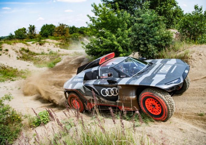Audi RS Q e-tron: rijdend testlaboratorium probeert technologieën voor de toekomst uit tijdens Dakar Rally
