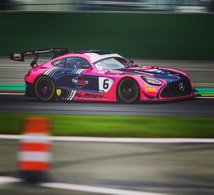 British GT Yelmer Buurman win Snetterton 4 actie side