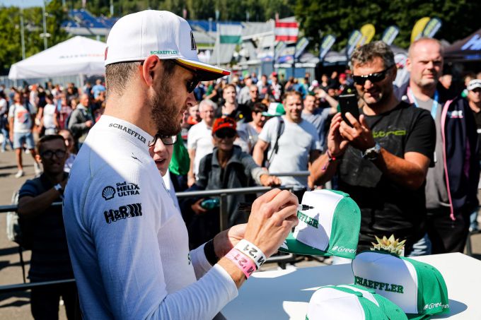 DTM Spielberg fans weer in de paddock