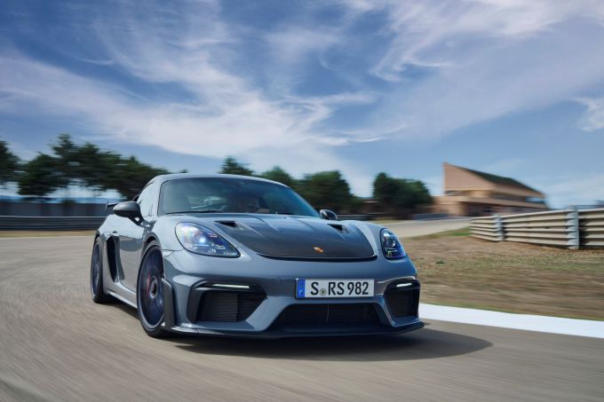 10_Porsche 718 Cayman GT4 RS
