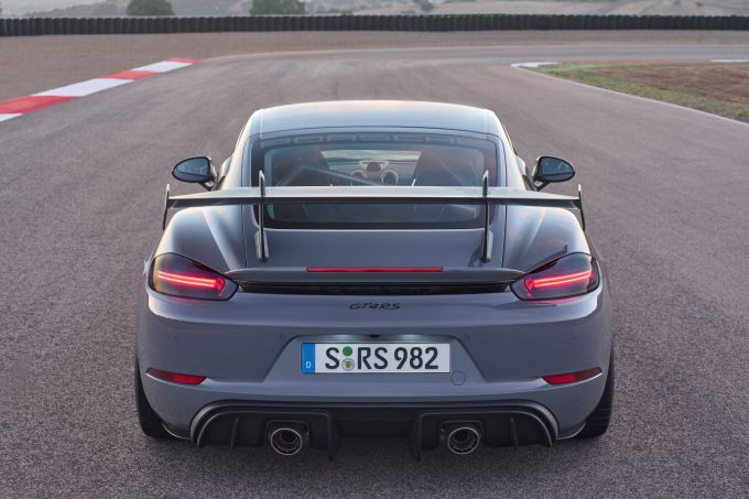 8_Porsche 718 Cayman GT4 RS