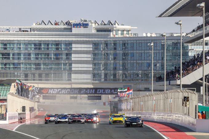 24H DUBAI 2022 startveld 3