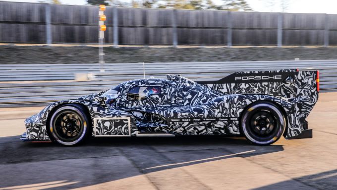 Porsche LMDh-prototype 3