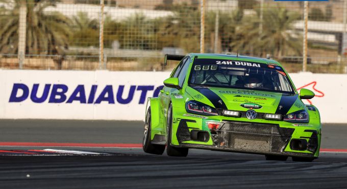 24H Dubai VW Golf