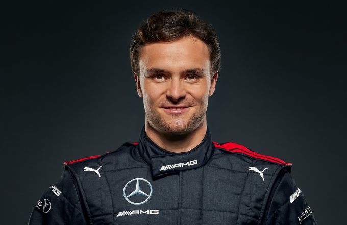 Lucas_Auer_Mercedes-AMG_Team_WINWARD