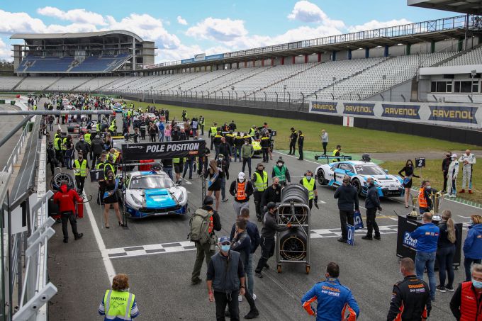 24H SERIES powered by Hankook startgrid