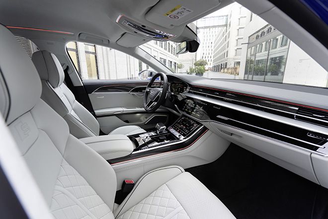 Interieur A8