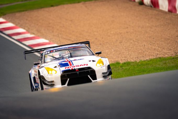 Team RaceArt Nissan 2