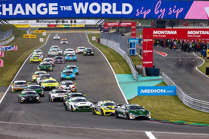 Grandioze start Indy Dontje