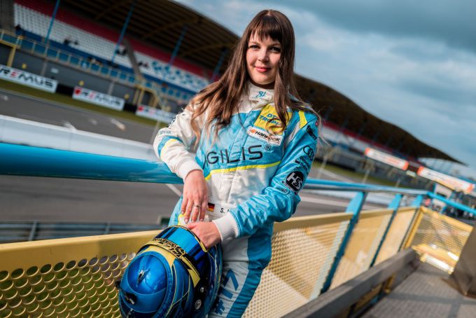 DTM Trophy: Sophie Hofmann in de Heide Audi R8