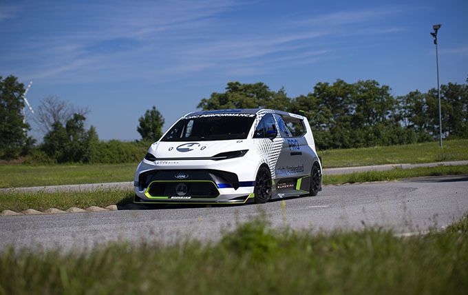 Ford Supervan