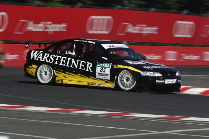 Gerhard_FYller_in_de_Opel_Vectra