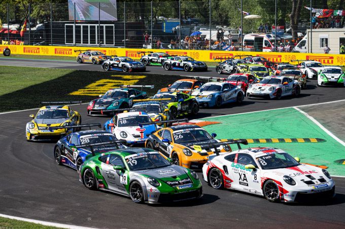 Porsche Mobil 1 Supercup 2022 @ Monza dringen in de chicane