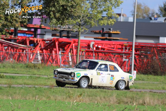 106_Olaf_Pothoven_NLD_Marvin_Molenkamp_NLD_Ford_Escort_MK1_RS1600_HC3 RX foto Peter Vader
