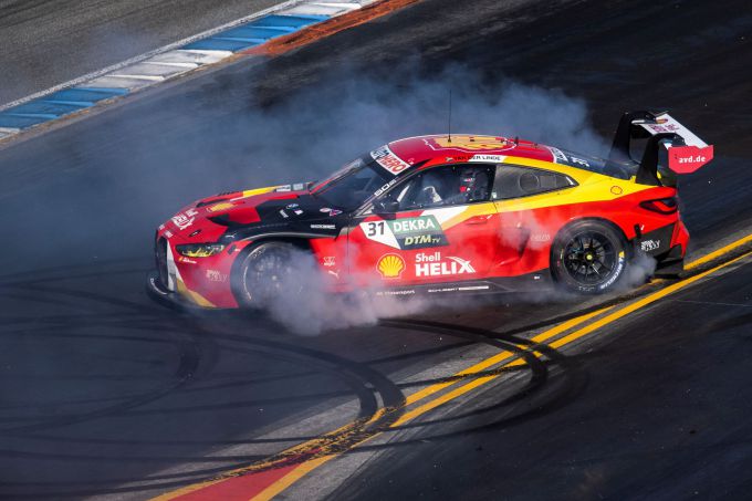 Sheldon van der Linde DTM kampioen 2022 met Schubert BMW 10