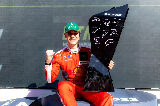 Sheldon van der Linde DTM kampioen 2022 met Schubert BMW 15