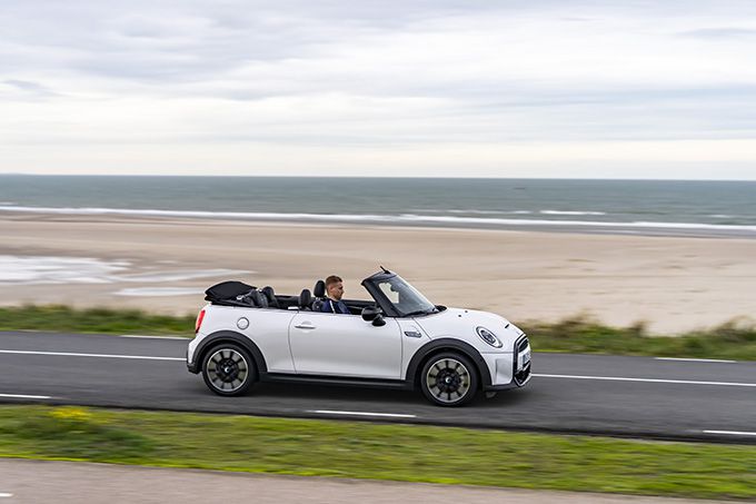 Mini Cabrio Seaside