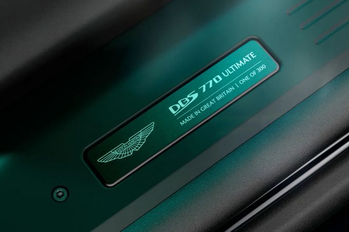 Aston_Martin_DBS_770_Ultimate foto 2
