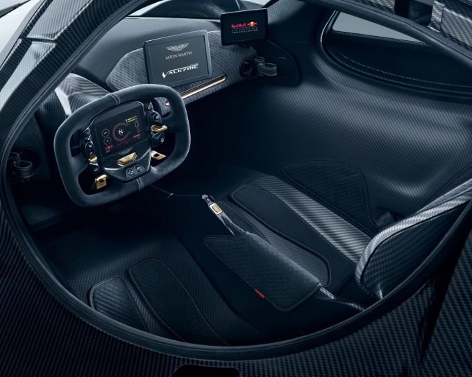 Aston Martin Valkyrie 4
