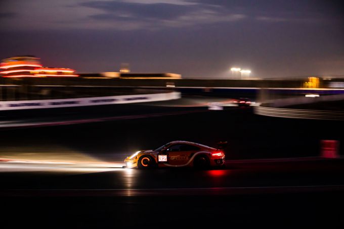 24H of Dubai 2023 Team GP Elite Porsche GT3 R Nr32 Lucas Groeneveld Jesse en Daan van Kuijk en Thierry Vermeulen foto 9